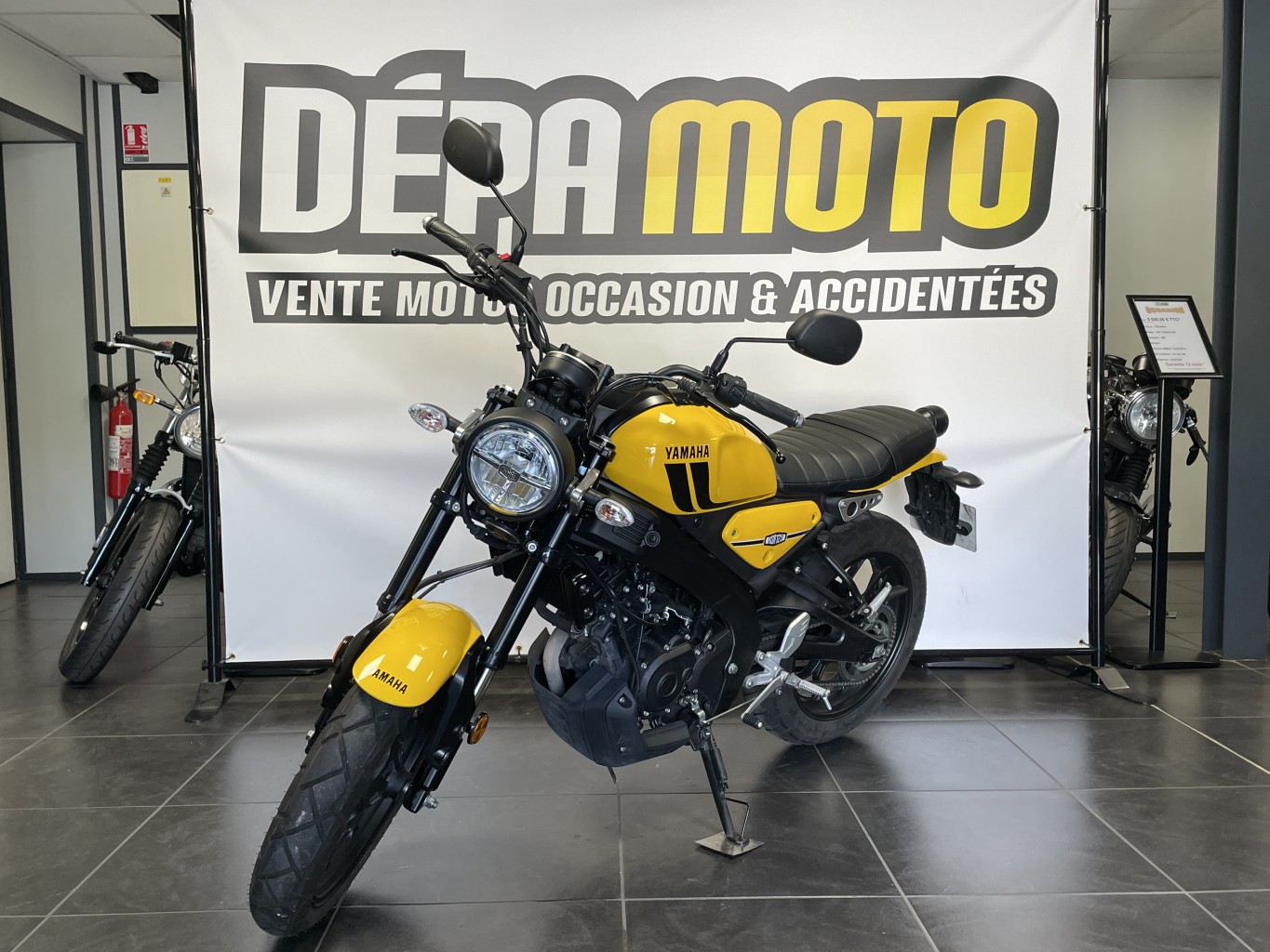 moto d’occasion YAMAHAXSR 125