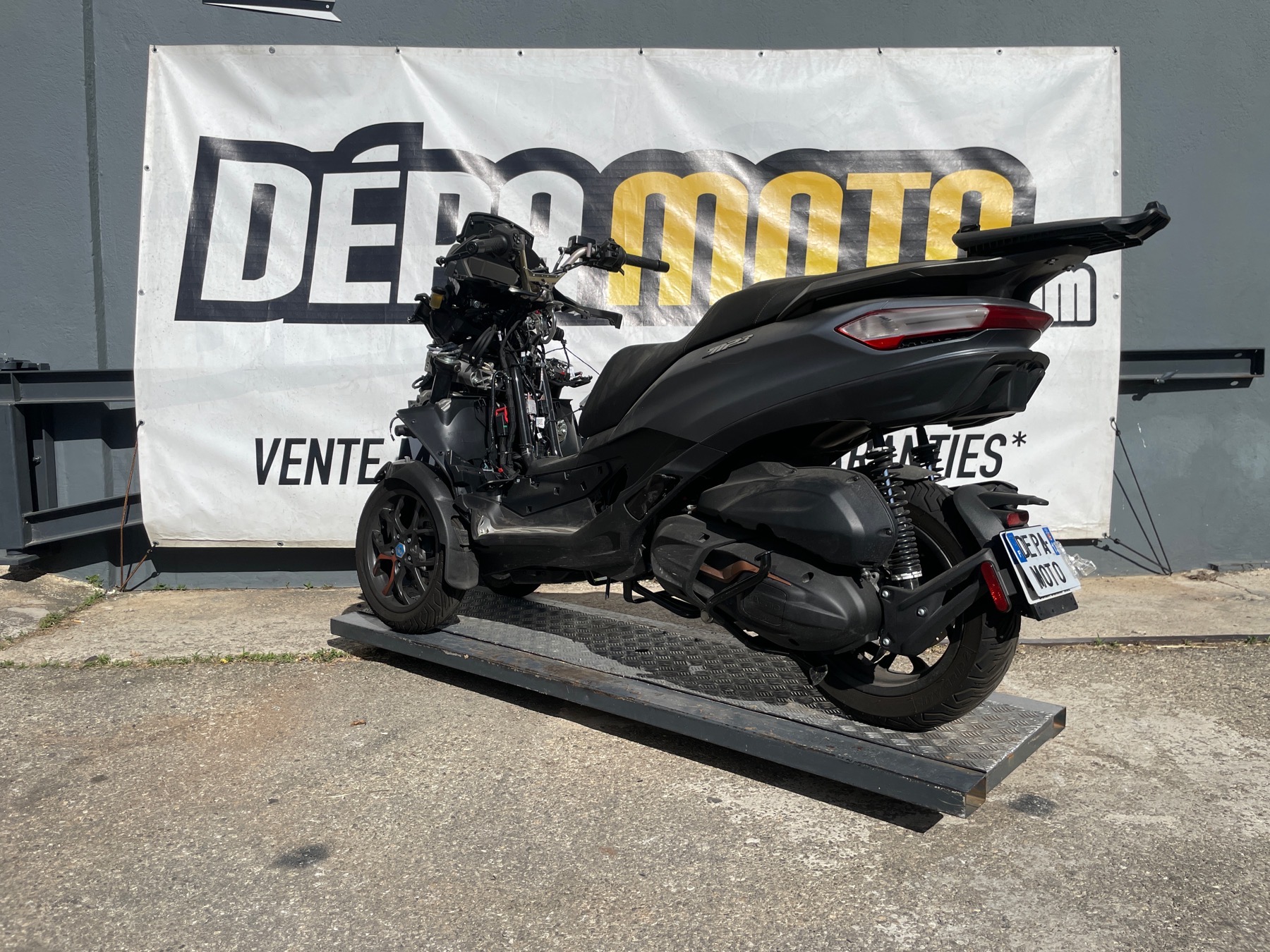 moto accidentée PIAGGIO MP3 530 HPE EXCLUSIVE