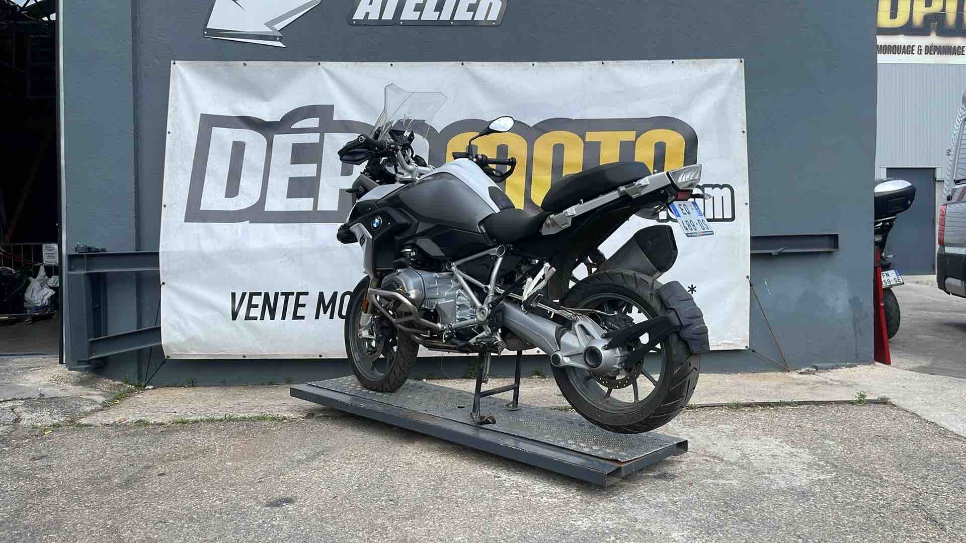 moto accidentée BMW R1200GS