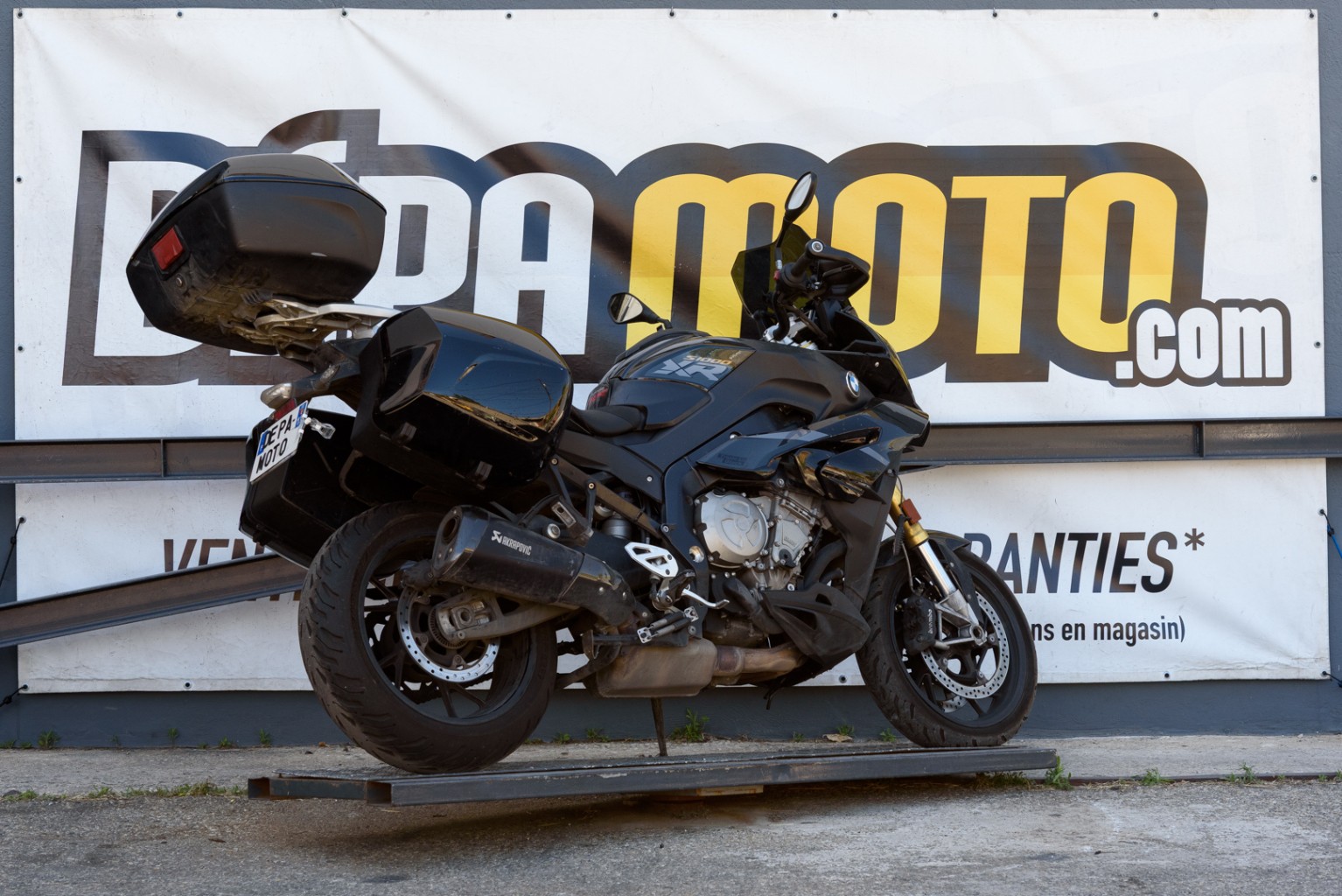 moto accidentée BMWS1000XR