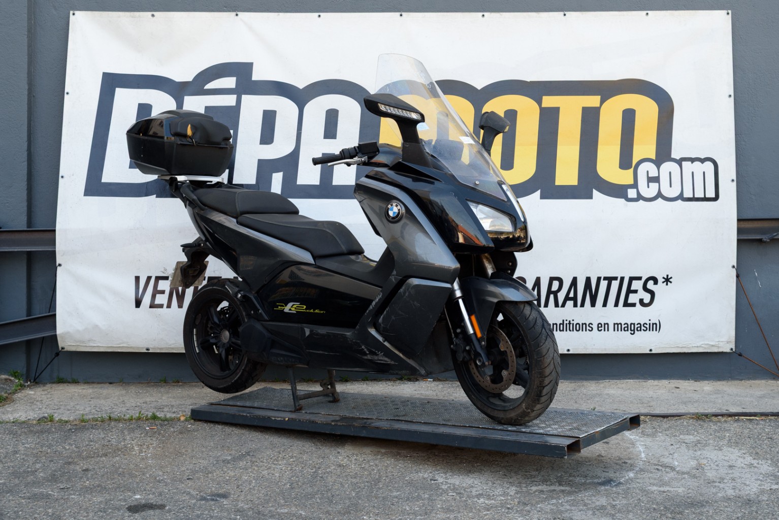moto accidentée BMW  C EVOLUTION