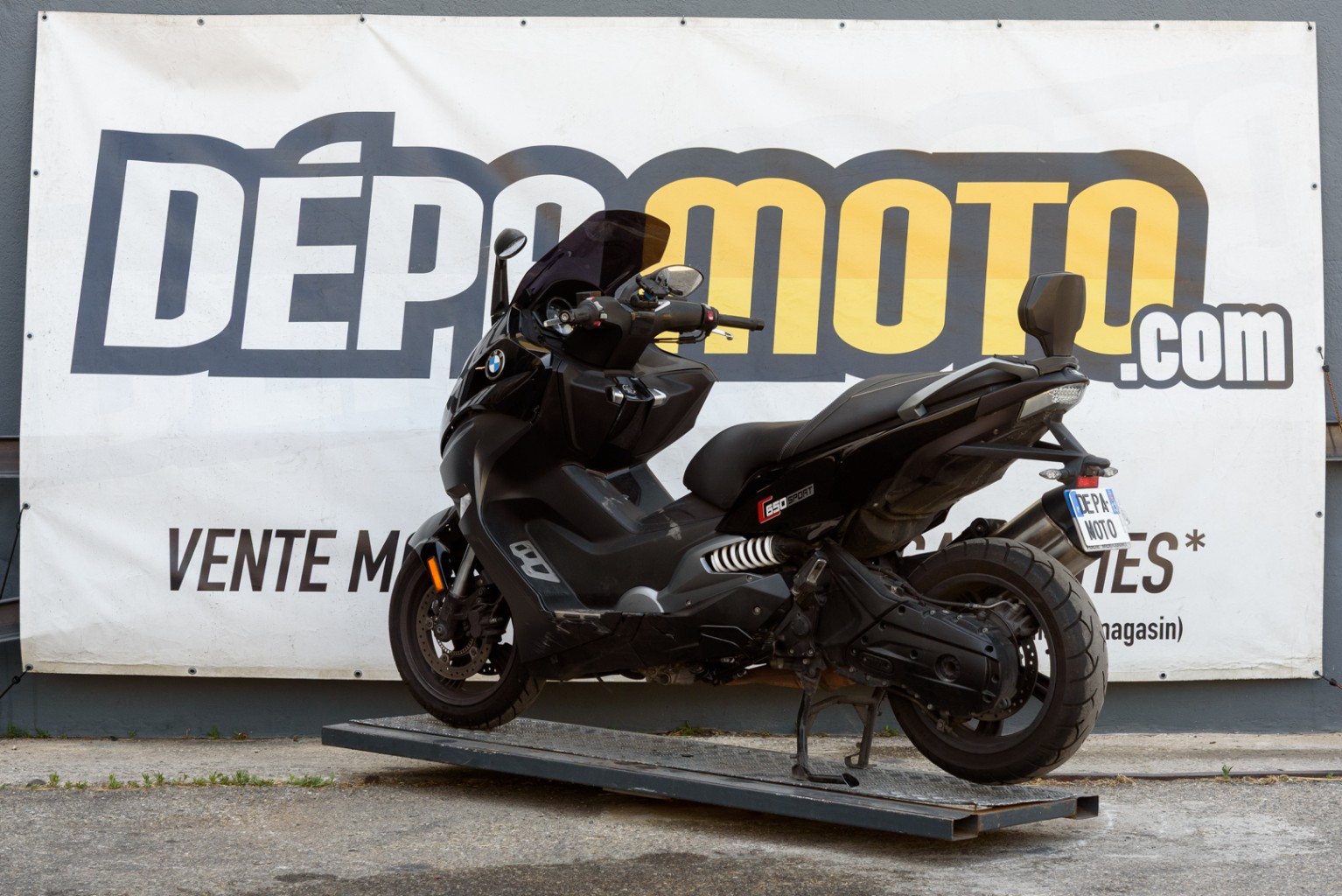 moto accidentée BMWC650 SPORT