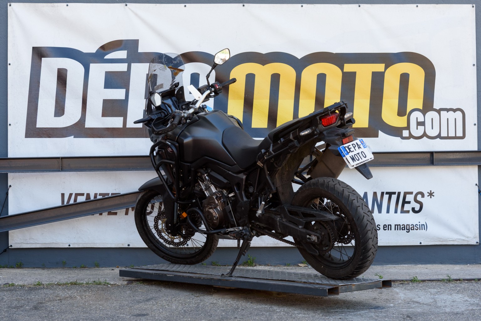 moto accidentée HONDAAFRICATWIN 1000