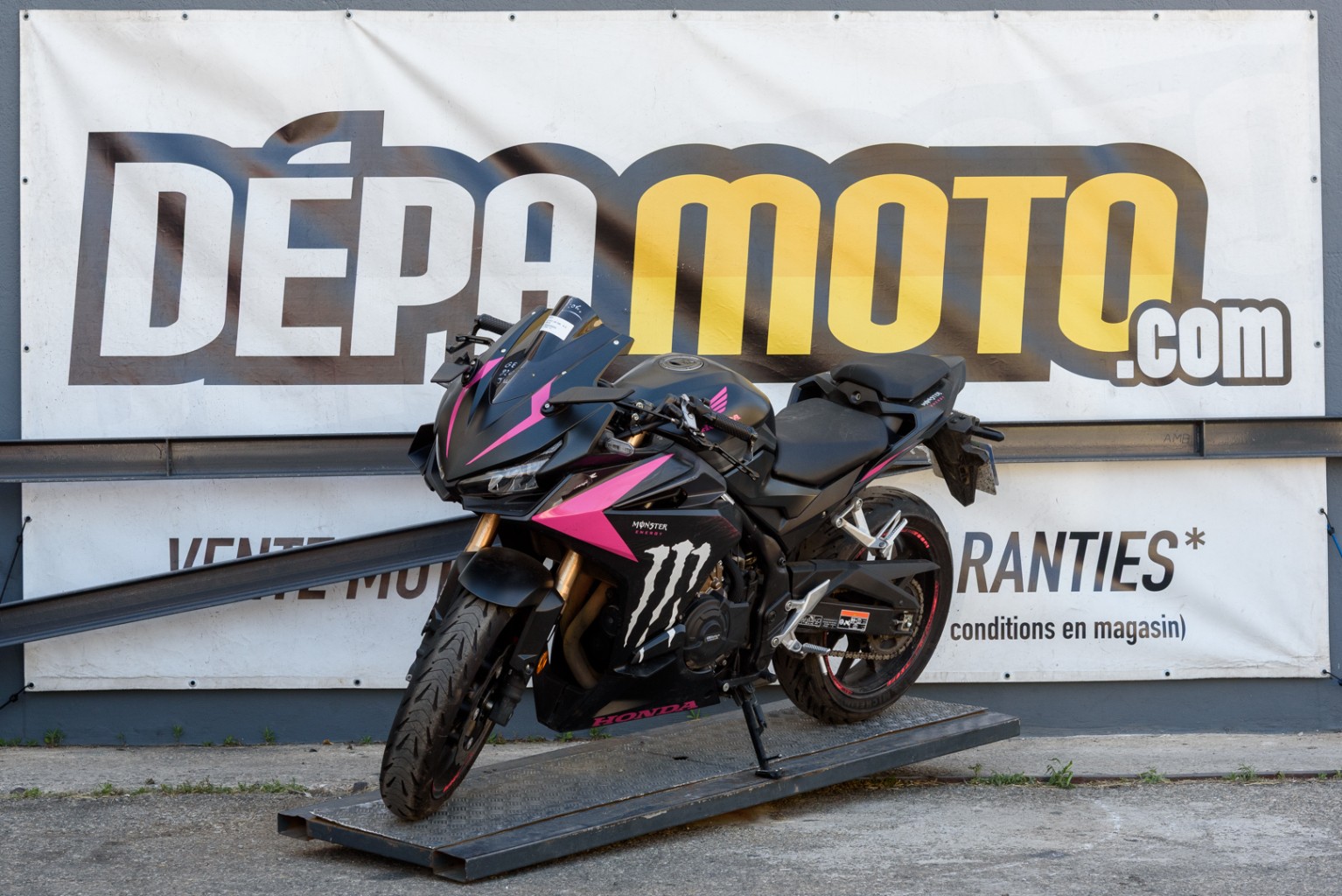 moto accidentée HONDACBR 500