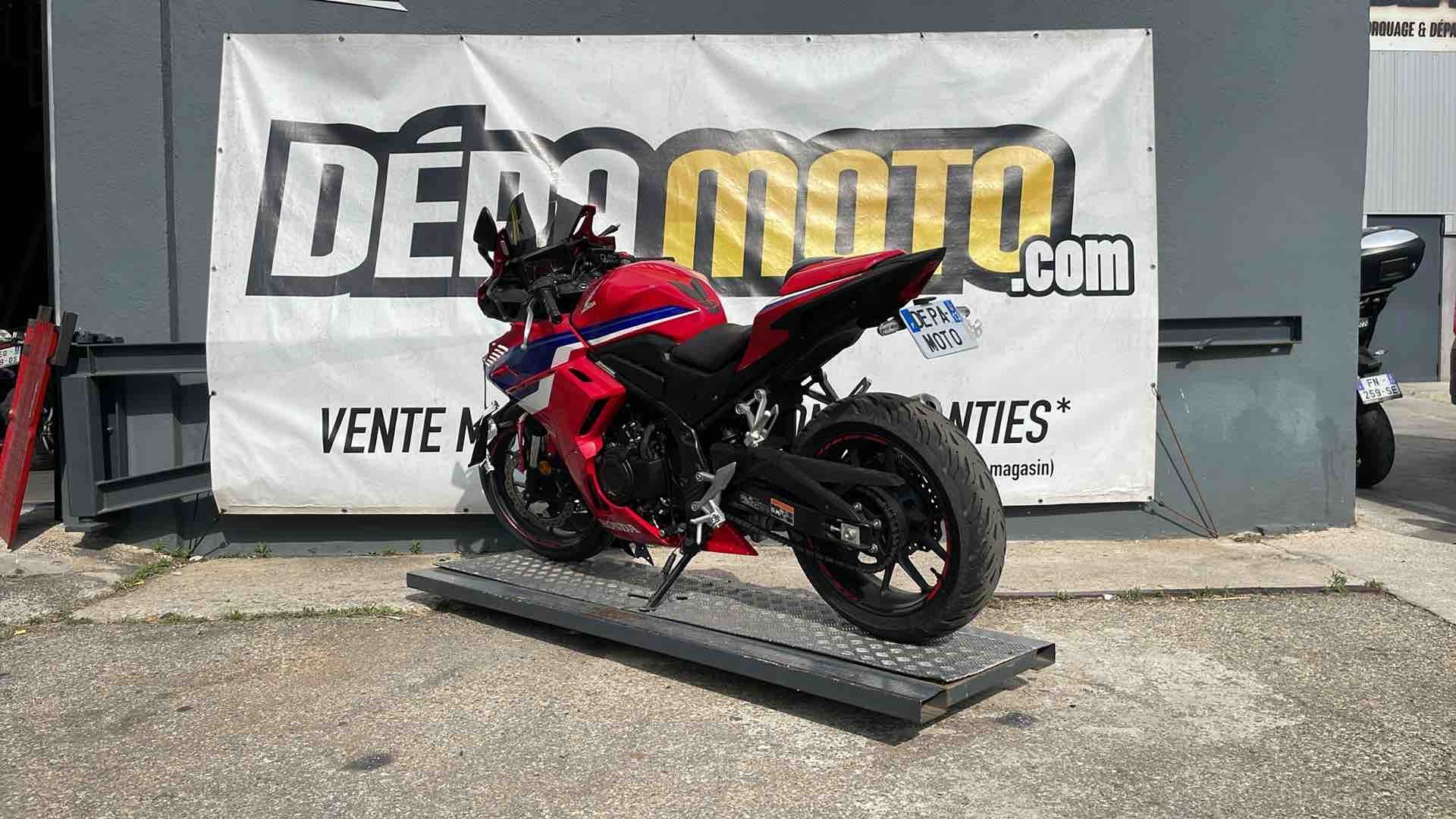 moto accidentée HONDACBR 500