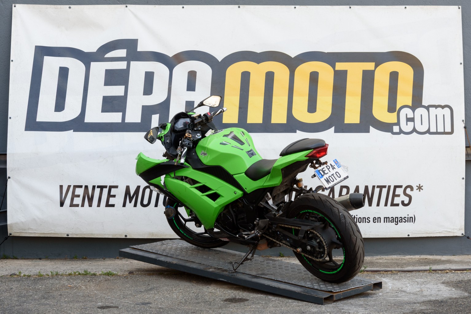 moto accidentée KAWASAKININJA 300