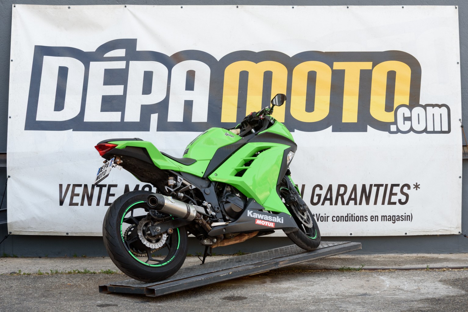 moto accidentée KAWASAKININJA 300