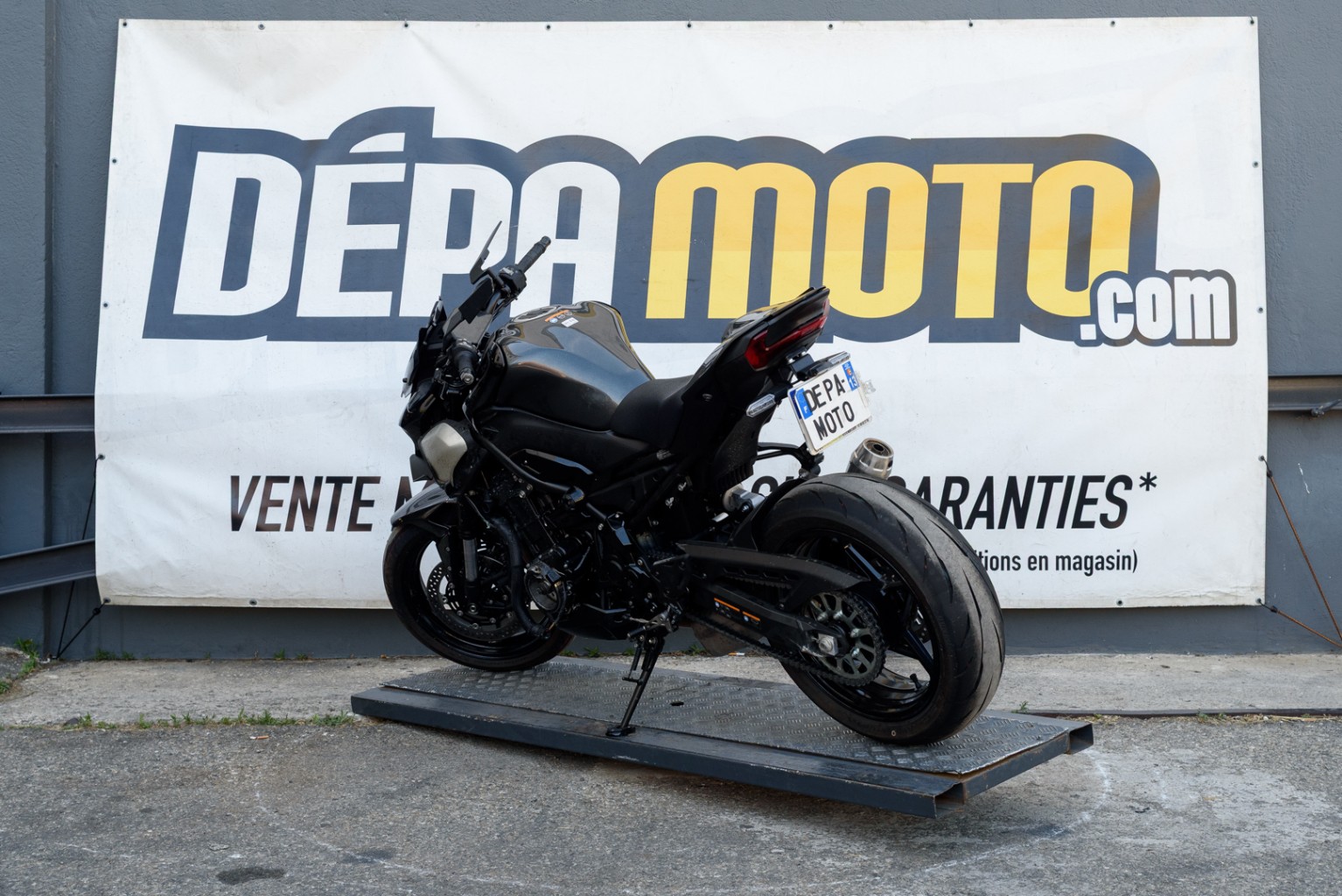 moto accidentée KAWASAKIZ900