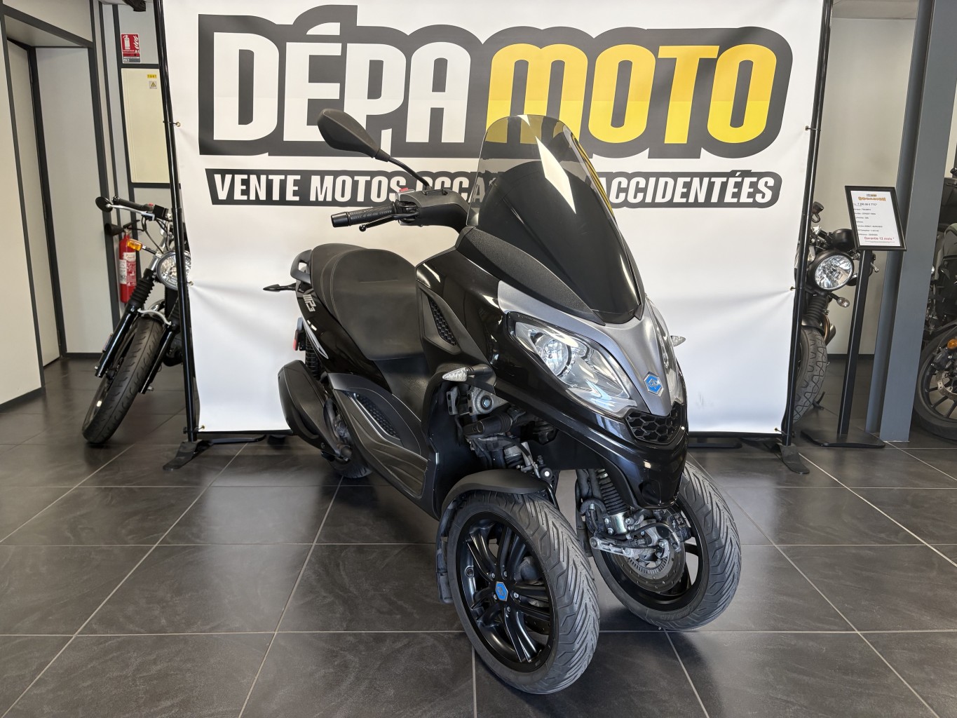 moto d’occasion PIAGGIO MP3 300 HPE