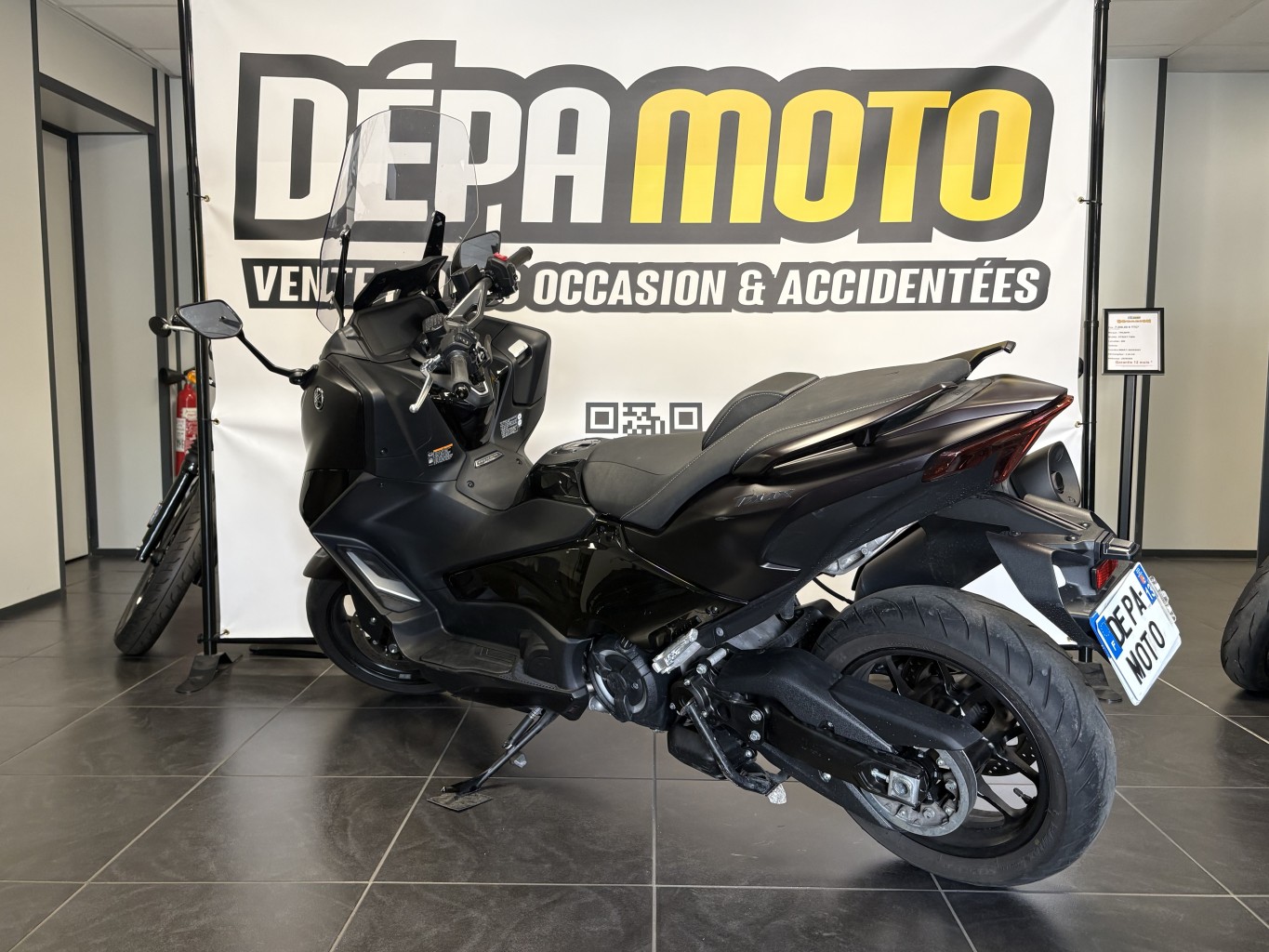 moto d’occasion YAMAHA TMAX 560