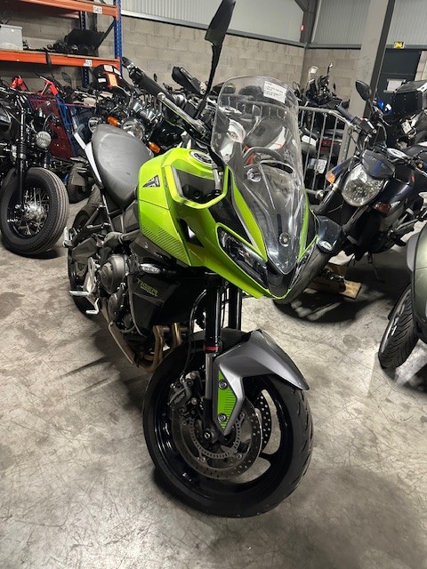 moto accidentée TRIUMPHTIGER SPORT