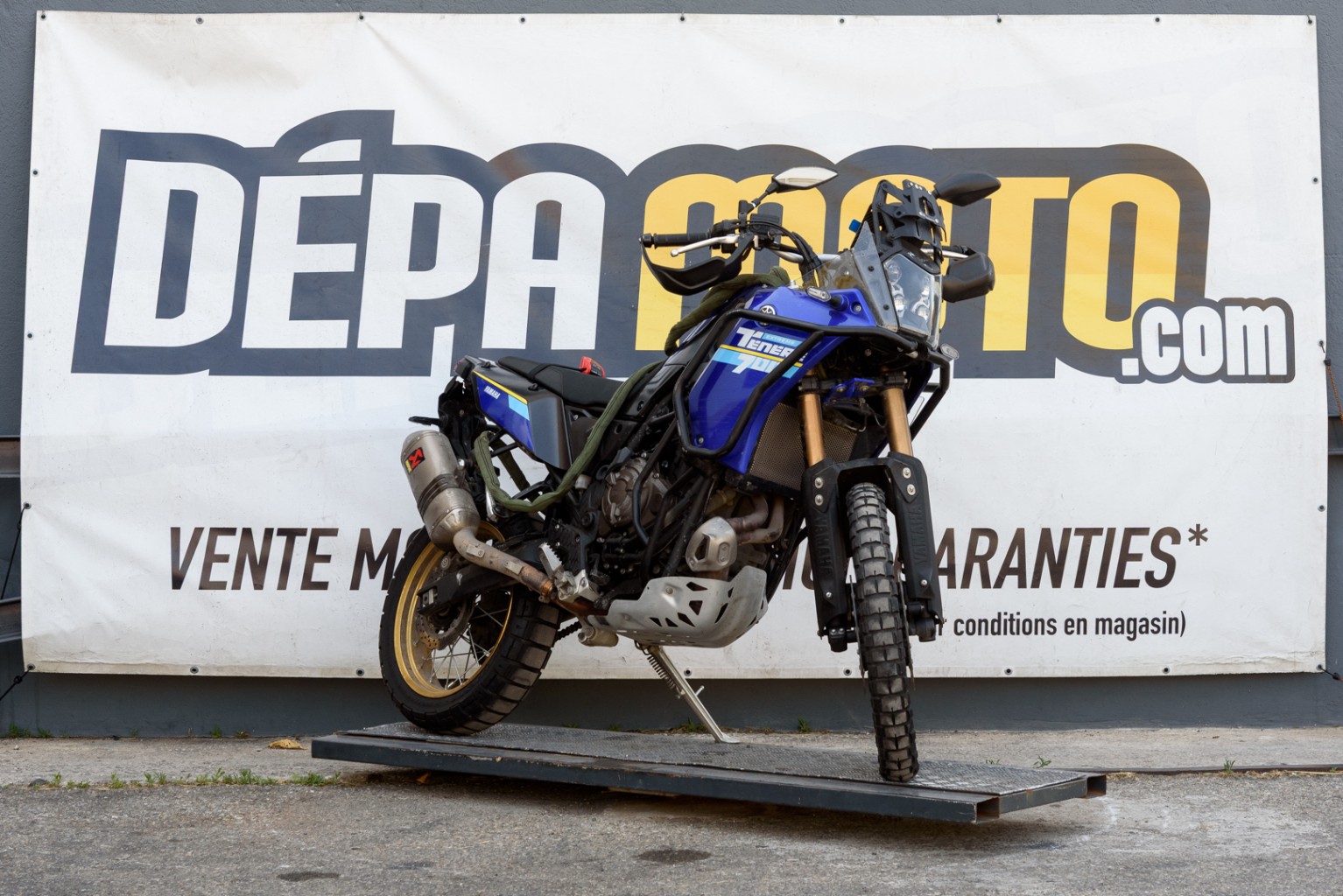 moto accidentée YAMAHA TENERE 700