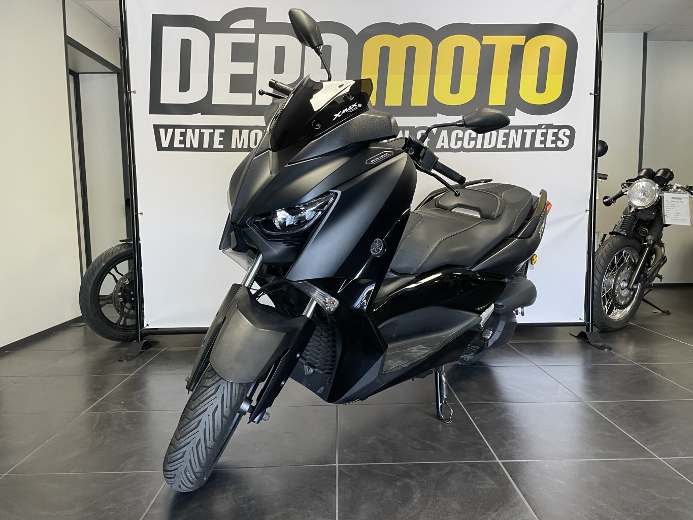 moto d’occasion YAMAHA XMAX 125