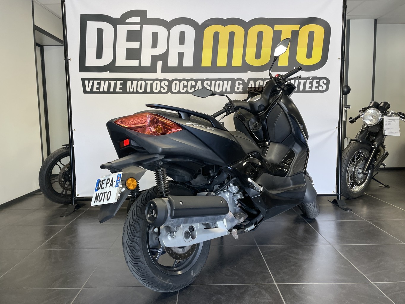 moto d’occasion YAMAHAXMAX 125