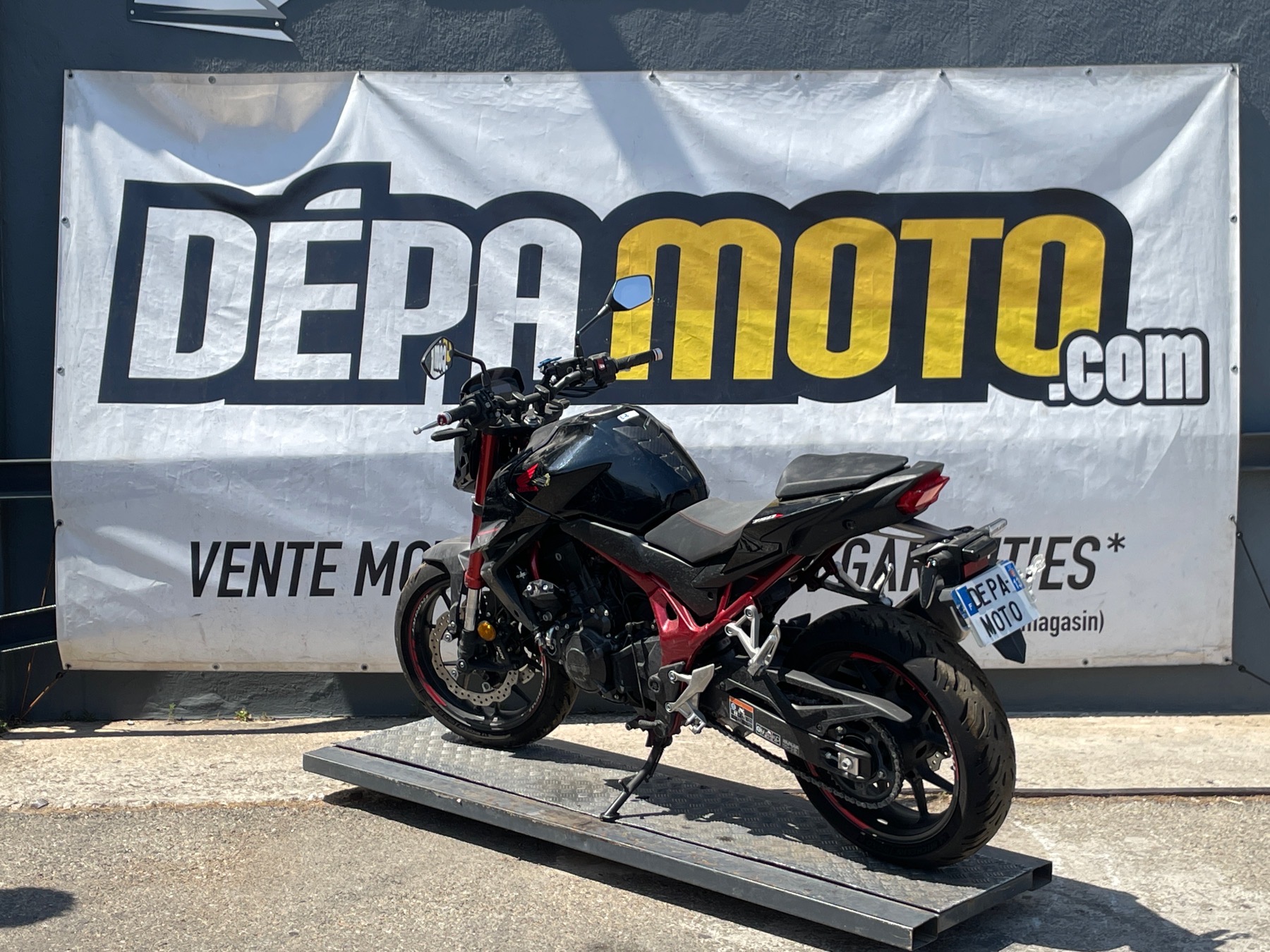moto accidentée HONDA  CB 750