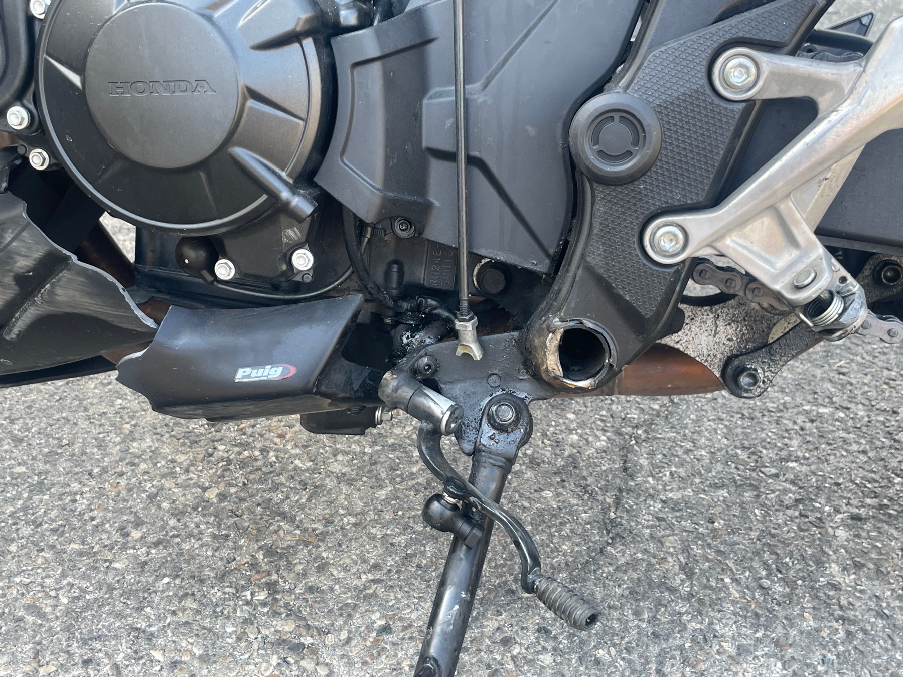 moto accidentée HONDACB 750 HORNET