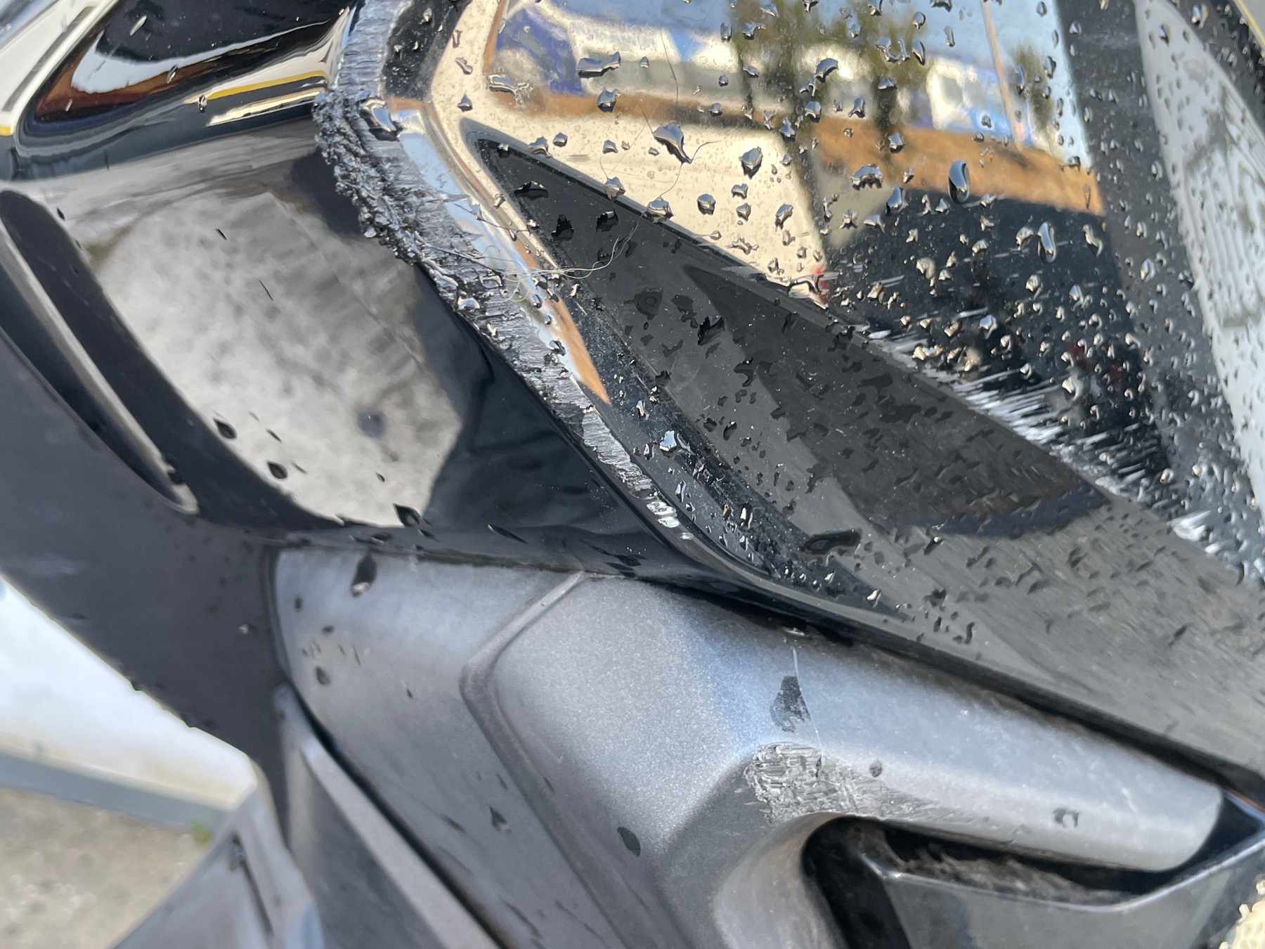 moto accidentée HONDA FORZA 125