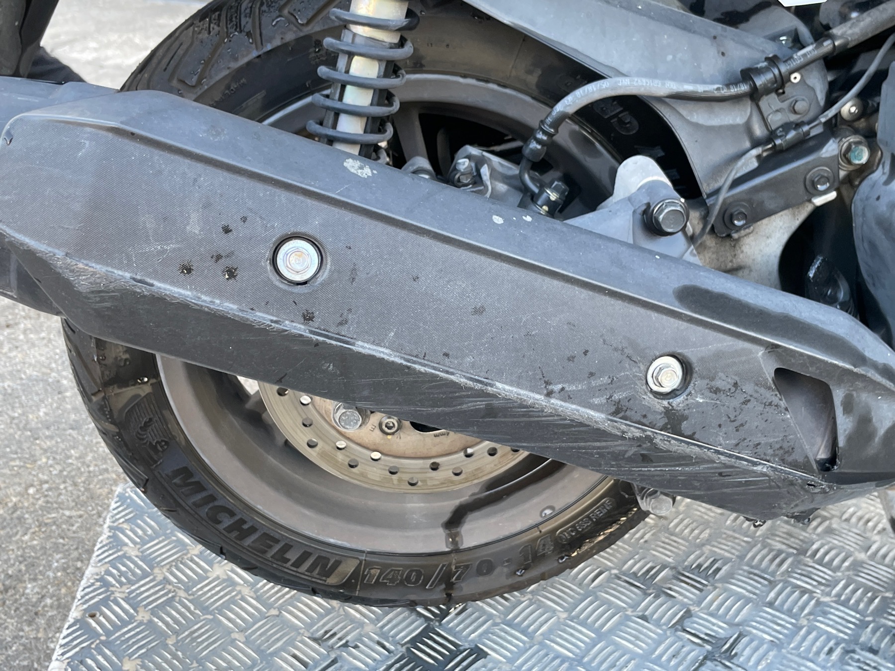 moto accidentée HONDA FORZA 125