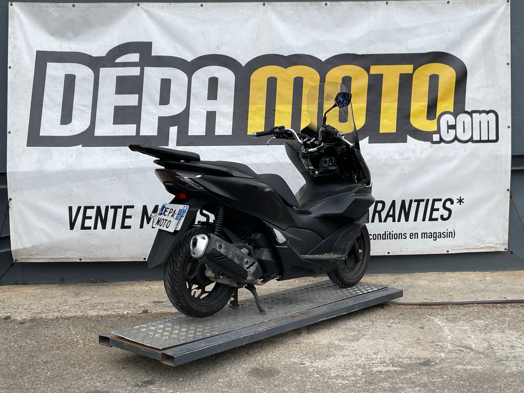 moto accidentée HONDA  PCX 125