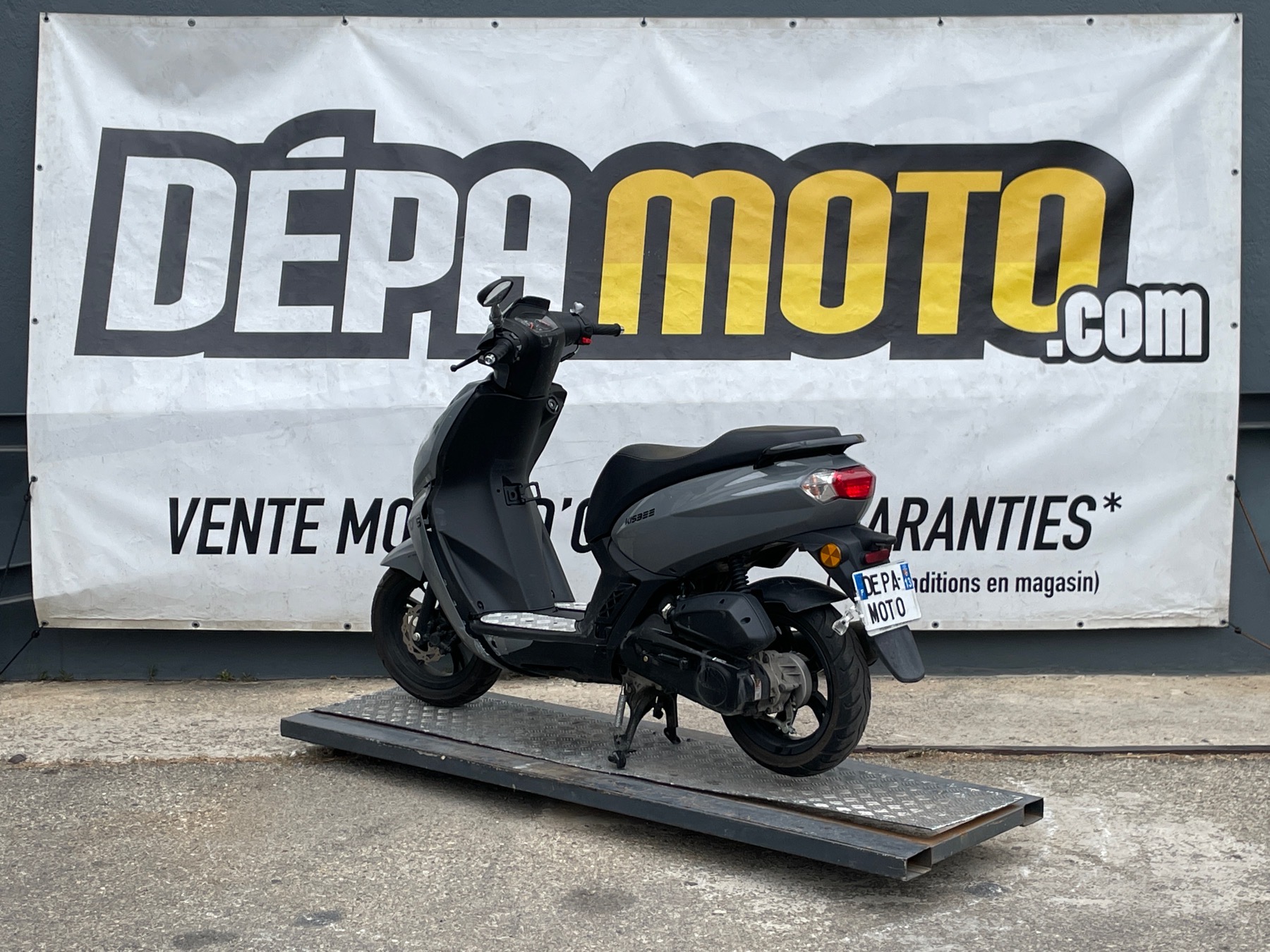 moto accidentée PEUGEOT KISBEE 50