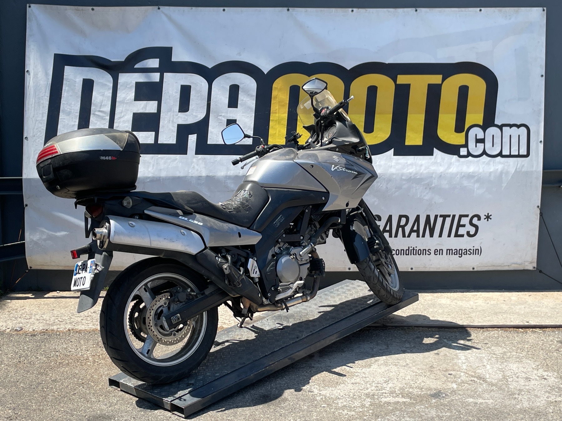 moto accidentée SUZUKIVSTROM 650