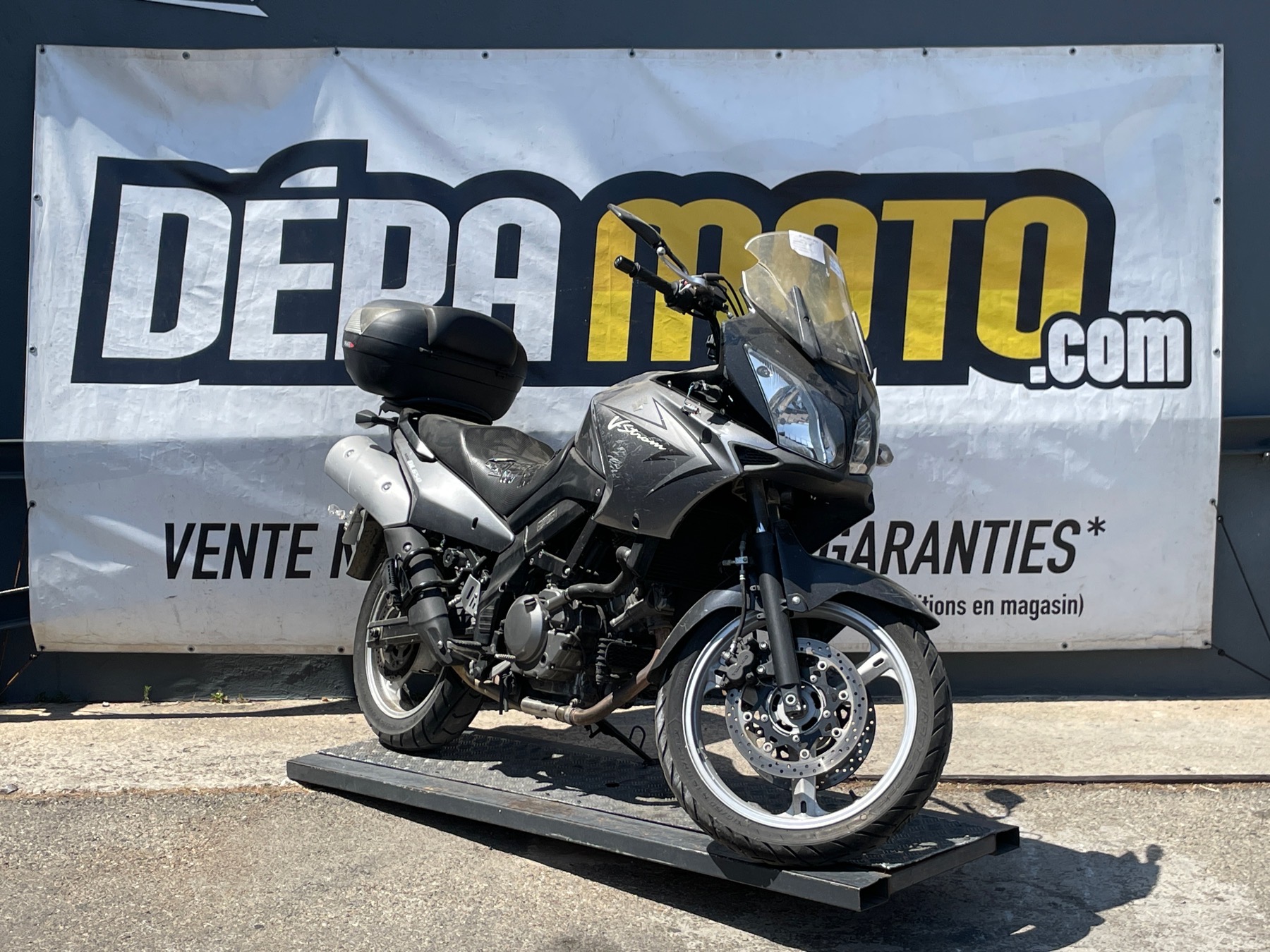 moto accidentée SUZUKIVSTROM 650