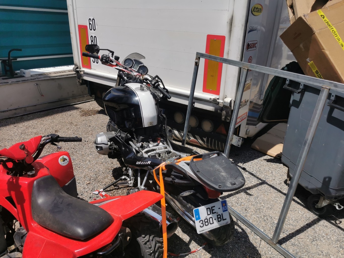 moto accidentée BMWR1200R