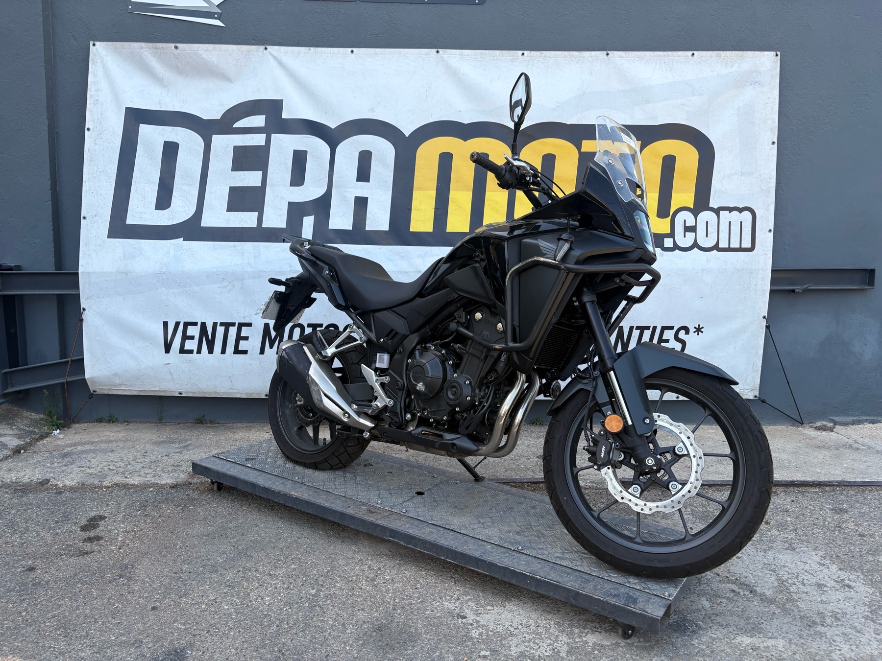 moto accidentée HONDACB500XA