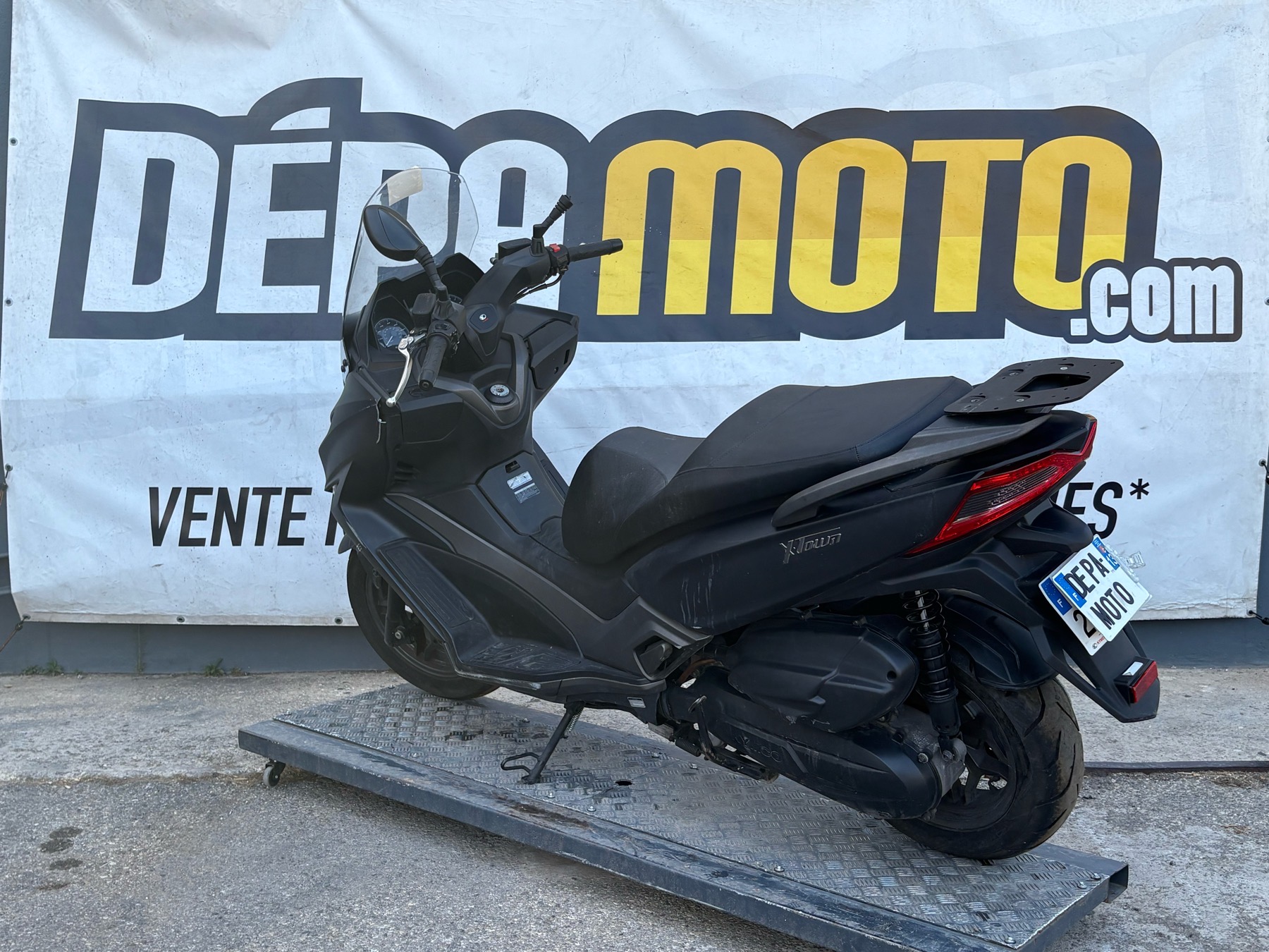 moto accidentée KYMCO  X TOWN 125