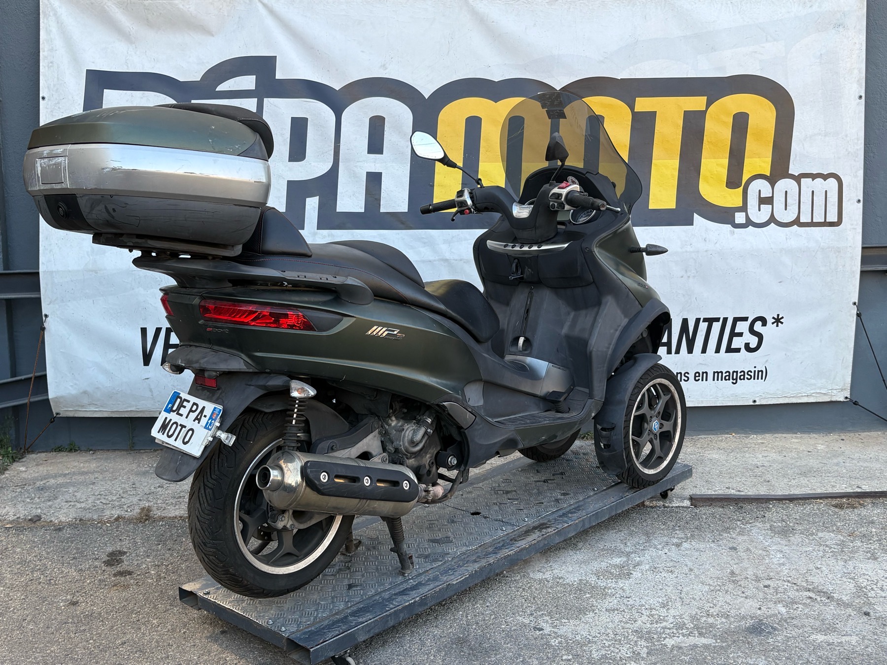 moto accidentée PIAGGIO MP3 500
