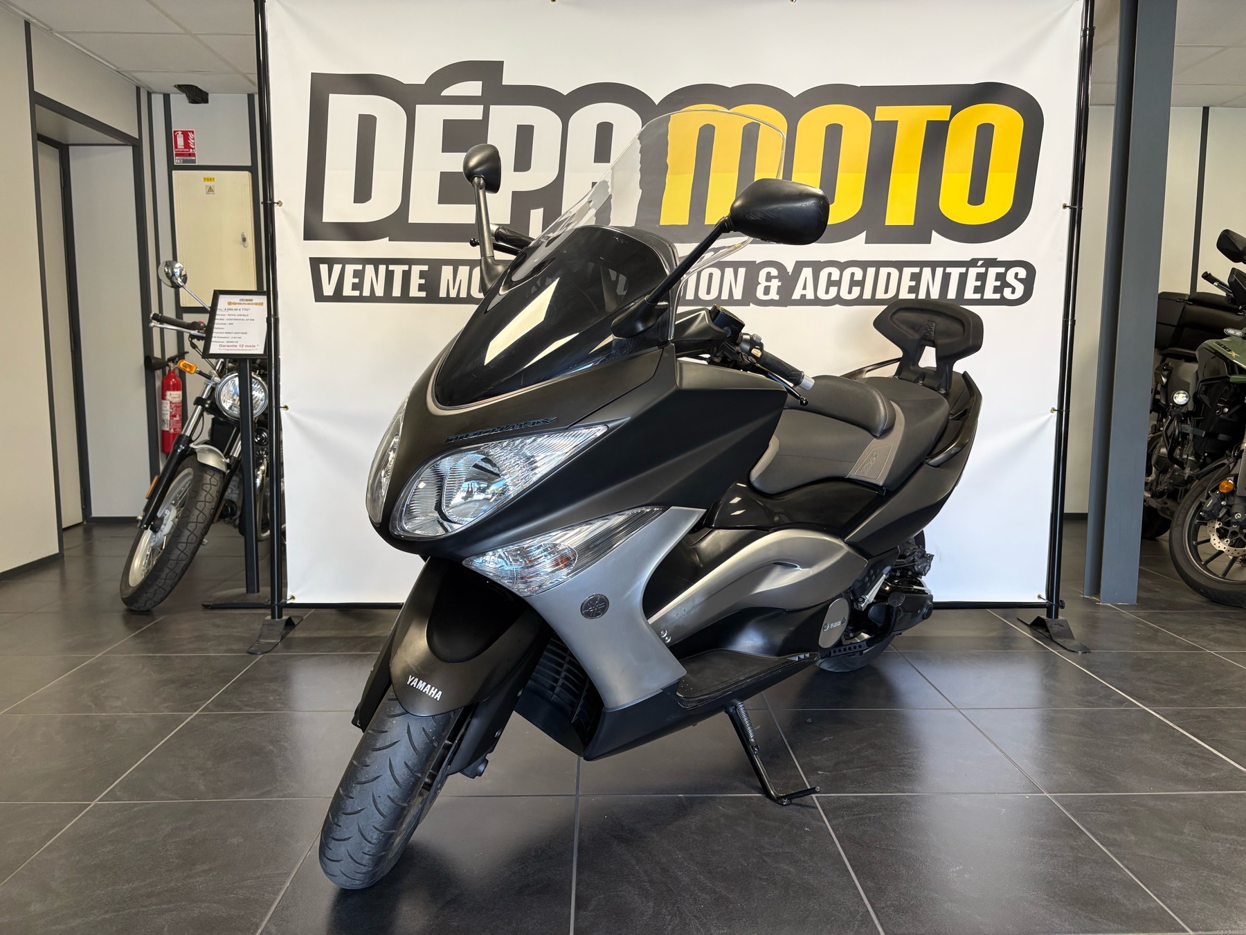 moto d’occasion YAMAHA TMAX 500