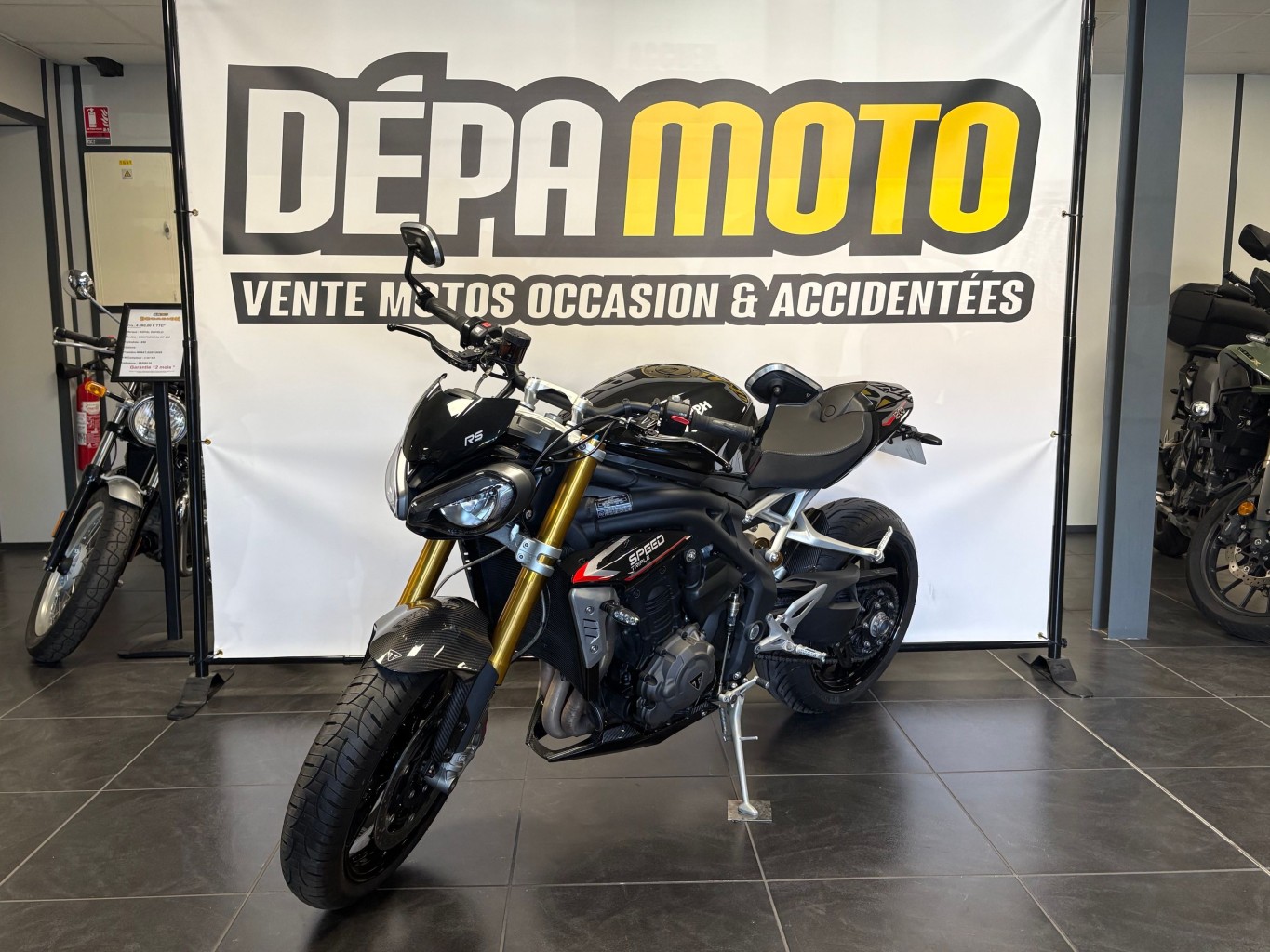 moto d’occasion TRIUMPH  SPEED TRIPLE 1200 RS
