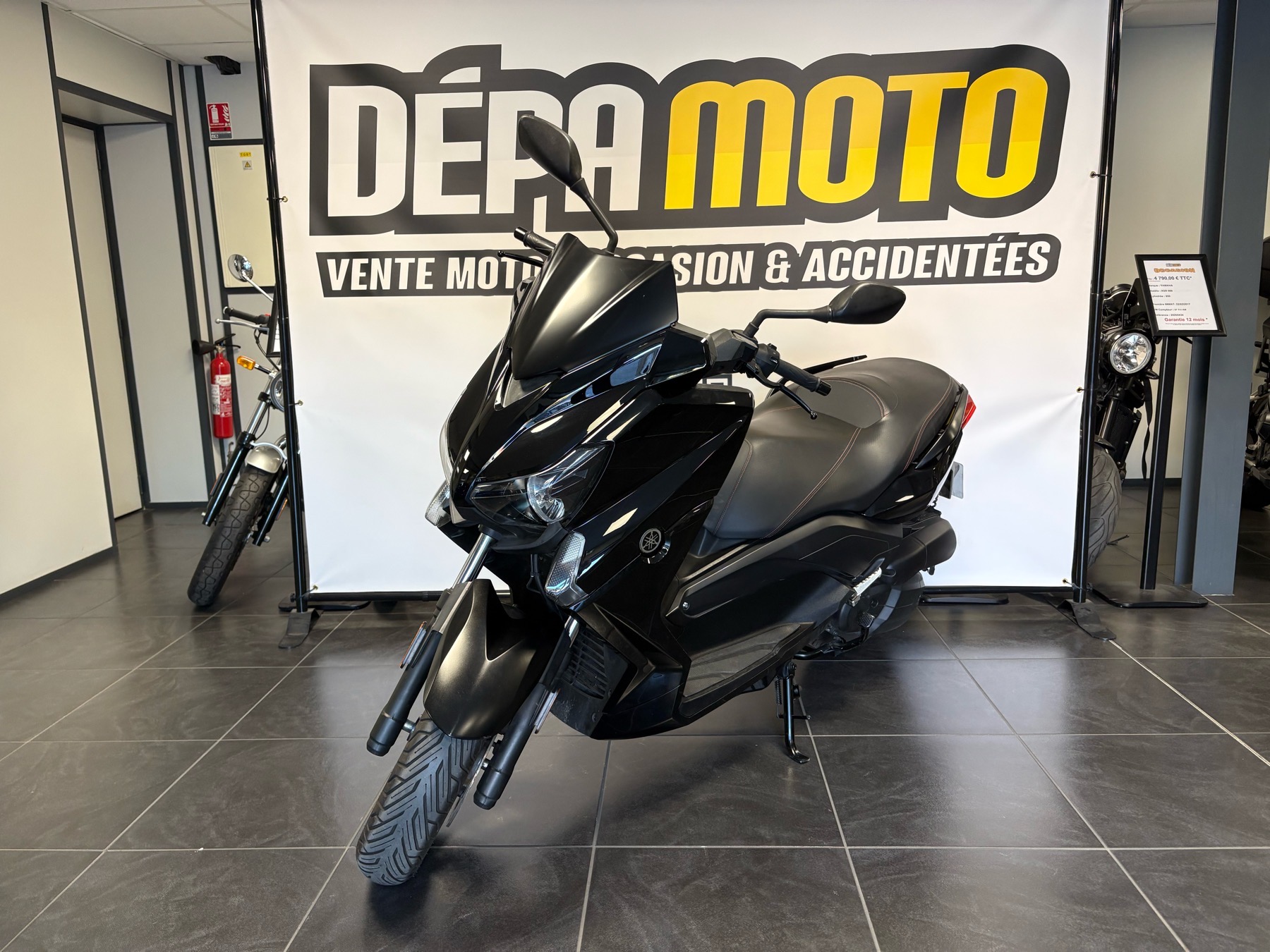 moto d’occasion YAMAHA  XMAX 125