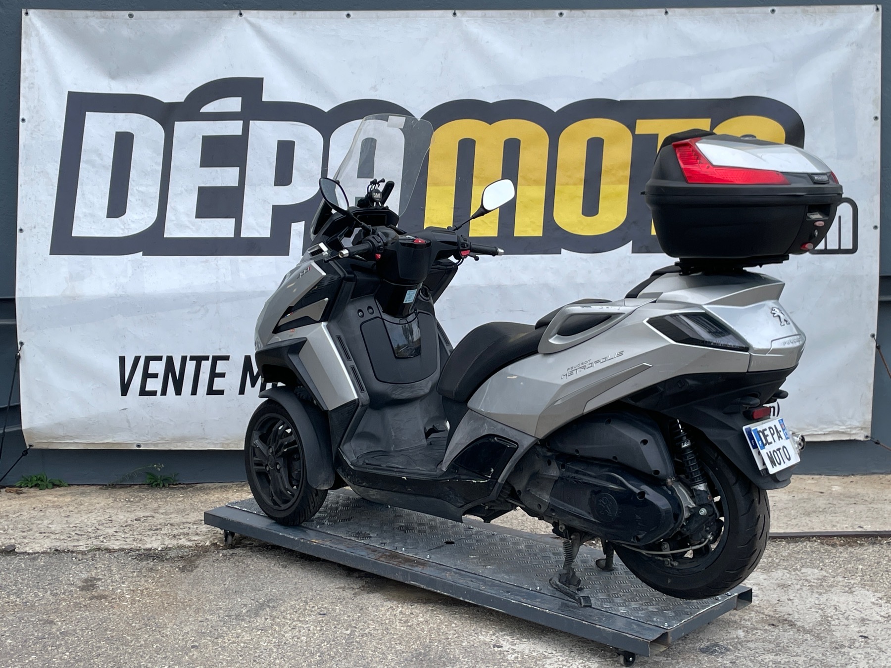 moto accidentée PEUGEOT  METROPOLIS