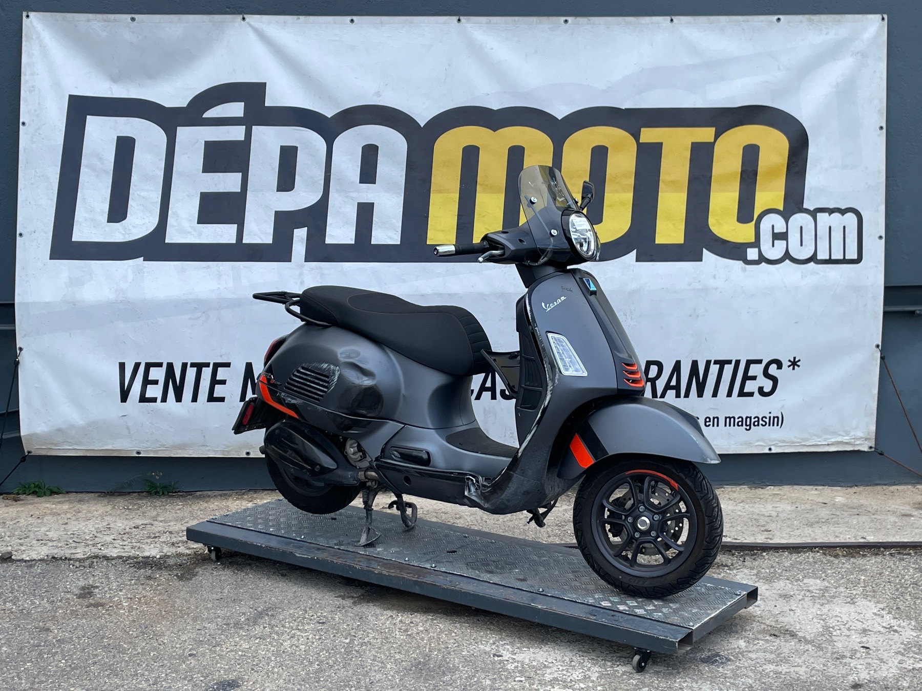 moto accidentée PIAGGIO  GTV 310