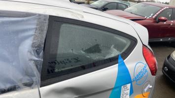 Foto pieza de coche