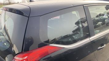 Foto pieza de coche