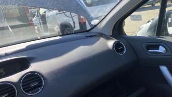 Foto pieza de coche