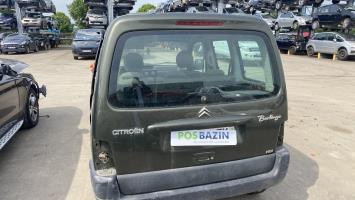 Foto pieza de coche