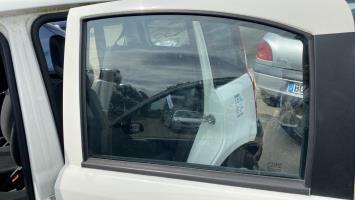 Foto pieza de coche