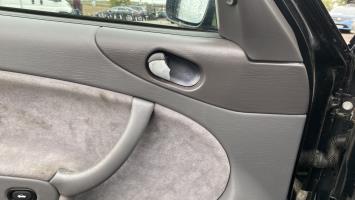 Foto pieza de coche