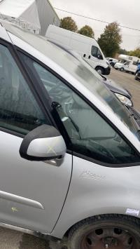 Foto pieza de coche