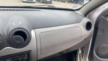 Foto pieza de coche