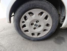 Foto pieza de coche