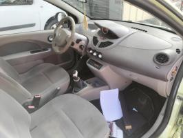 Foto pieza de coche