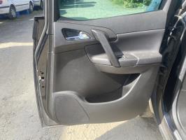 Foto pieza de coche