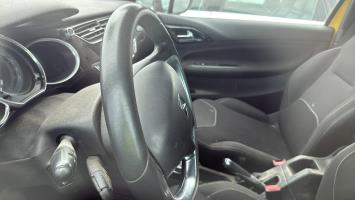 Foto pieza de coche