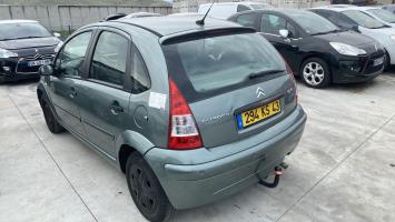 Foto pieza de coche