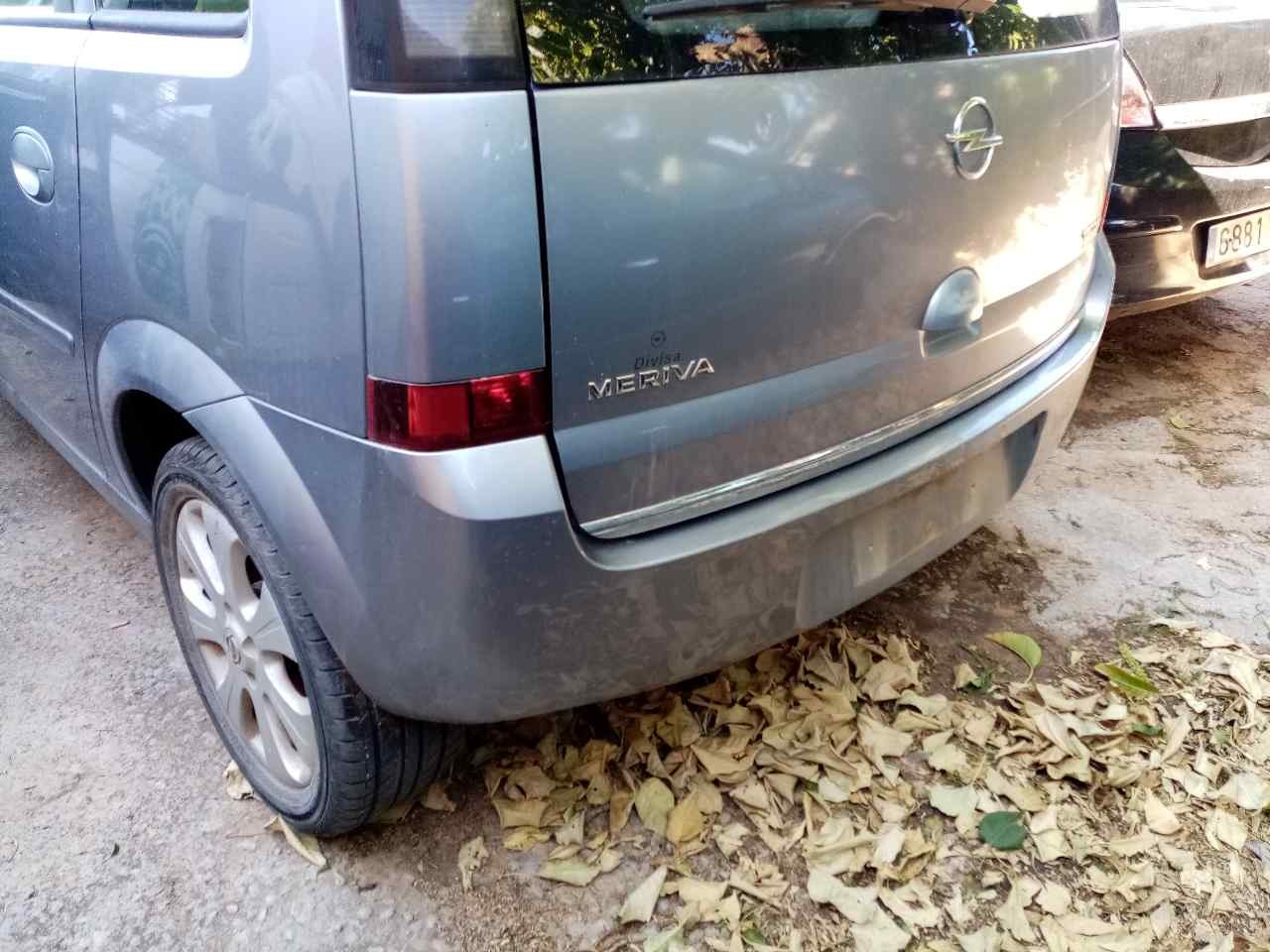 Foto pieza de coche