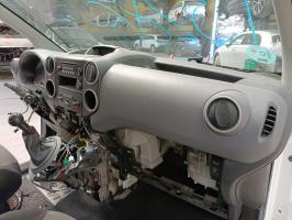 Foto pieza de coche